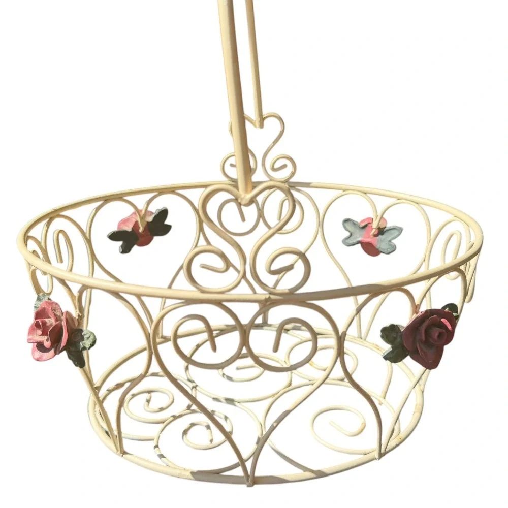 Vintage Style Cream Metal Wire Basket Roses Hearts Shabby Chic Cottage Decor